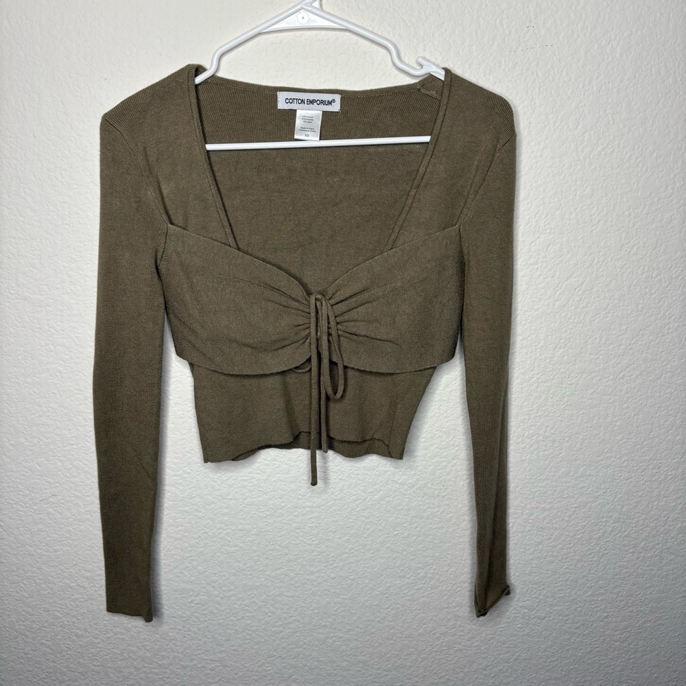 Cute tan sweater!!